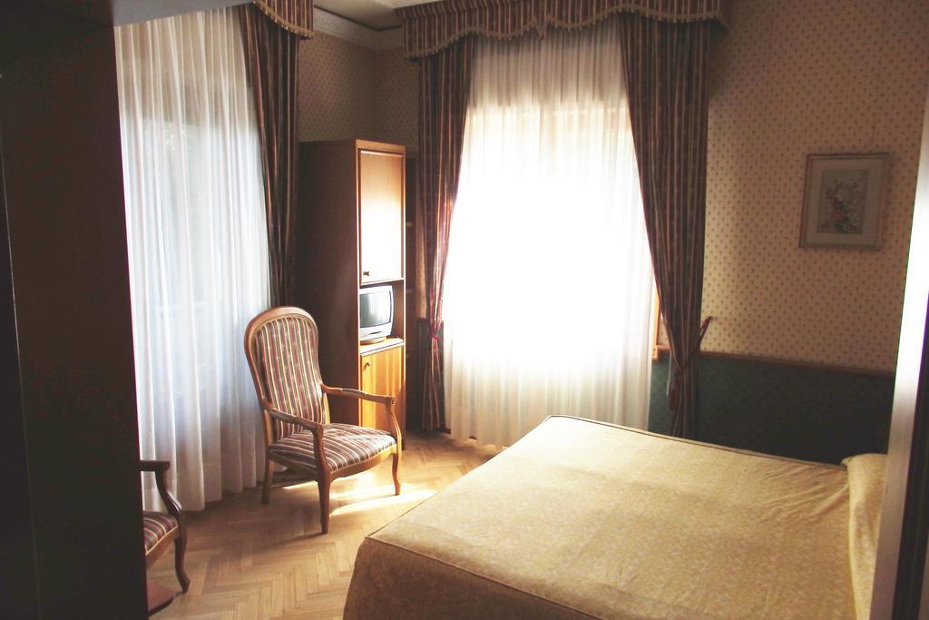 Villa Belvedere Firenze Szoba fotó